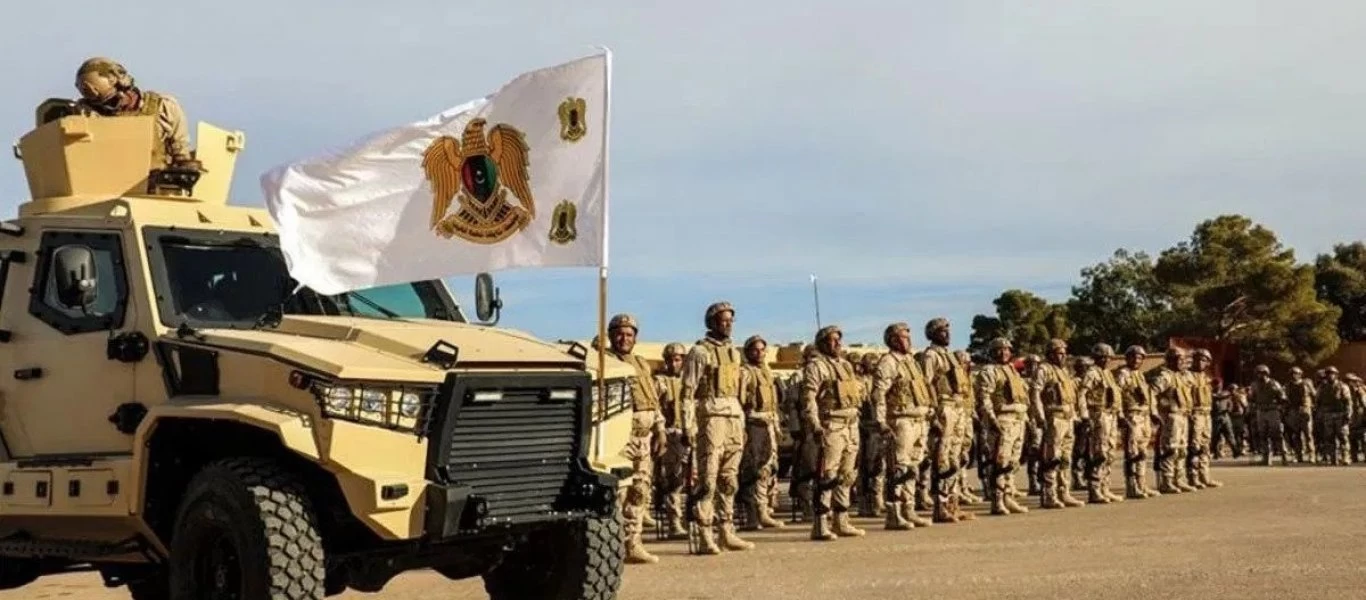 Λιβύη: Μεγάλες δυνάμεις μεταφέρει και ο Χ.Xαφτάρ στην Σύρτη απέναντι στις τουρκικές δυνάμεις και το GNA